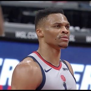 Meet your Posher, Levi